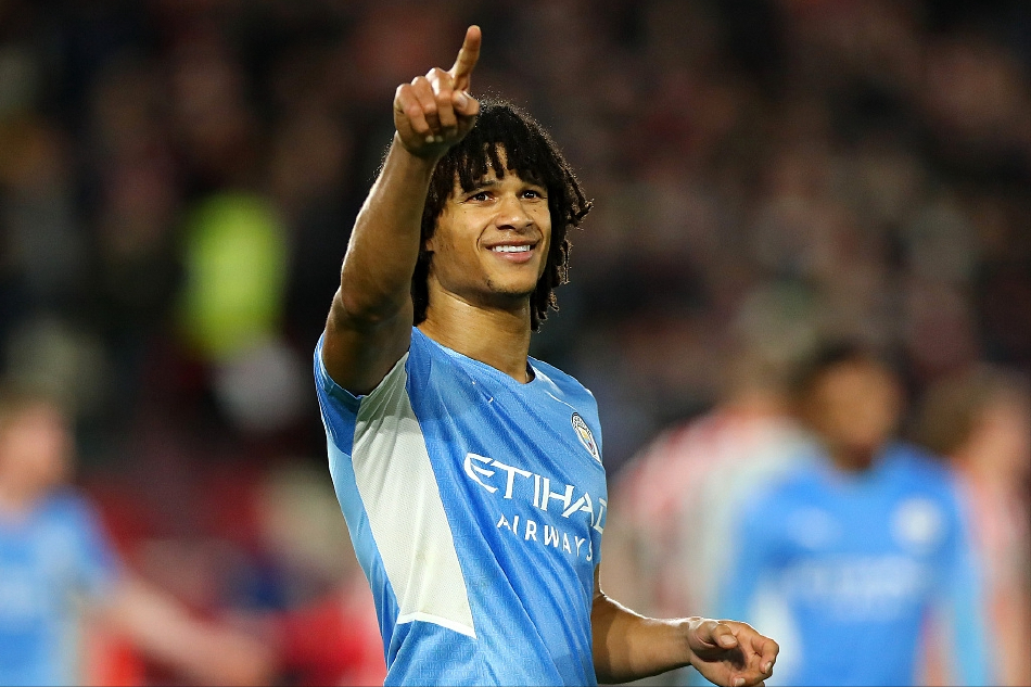 包含转会期上海久事调整名单以备欧冠；豪取连胜环节打磨；悬念犹存；年轻球员得到机会的词条官方入口